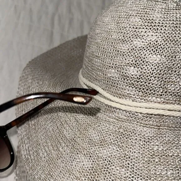 OSCAR x Oscar de la Renta 100% UV Marble Brown Gold Animal Print Sunglasses - Picture 6 of 13